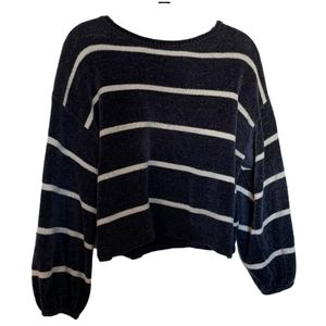 American Eagle Velour Cropped Sweatshirt